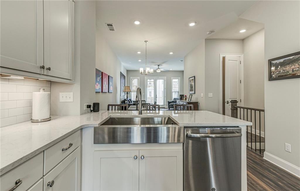 4321 Parkside Place Atlanta, GA 30342 - Photo 9 of 33