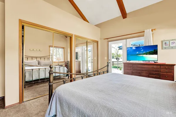 $950,000 | 15 Skyline Lane, Garden Valley, ID 83622