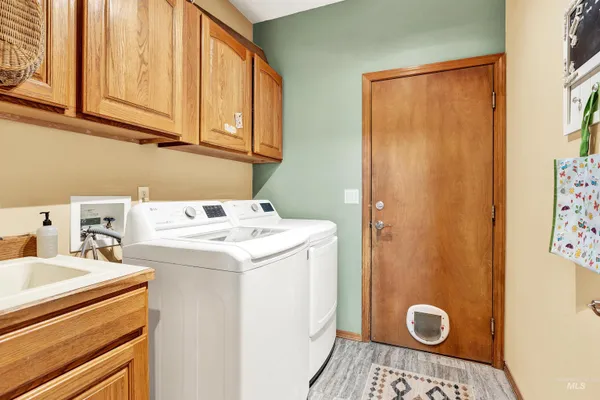 $950,000 | 15 Skyline Lane, Garden Valley, ID 83622