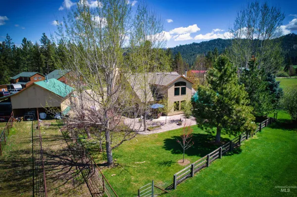 $950,000 | 15 Skyline Lane, Garden Valley, ID 83622