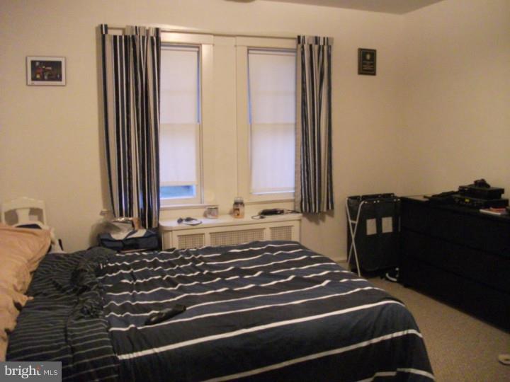 252 Rhoads Avenue Haddonfield, NJ 08033 - Photo 4 of 24 Living Room