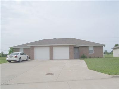 730 Gordon Place Bolivar, MO 65613 - Photo 1 of 1 Primary Photo