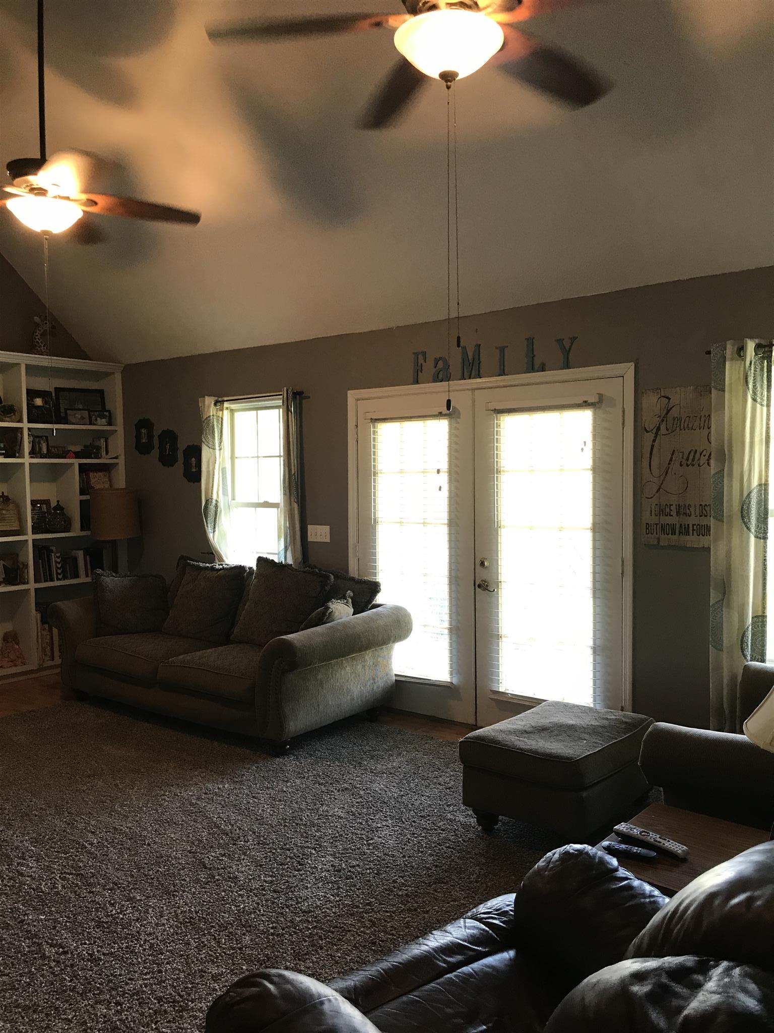 82 Five Points Road Loretto, TN 38469 - Photo 4 of 24 a living room with furniture and a window