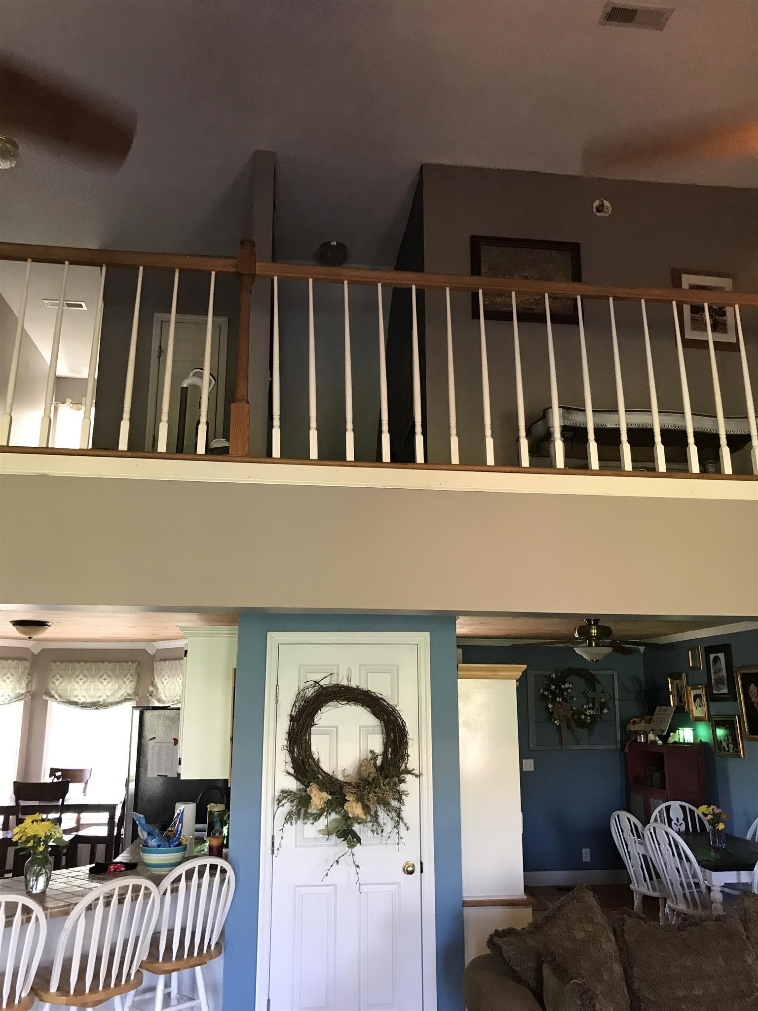 82 Five Points Road Loretto, TN 38469 - Photo 5 of 24 a living room with furniture