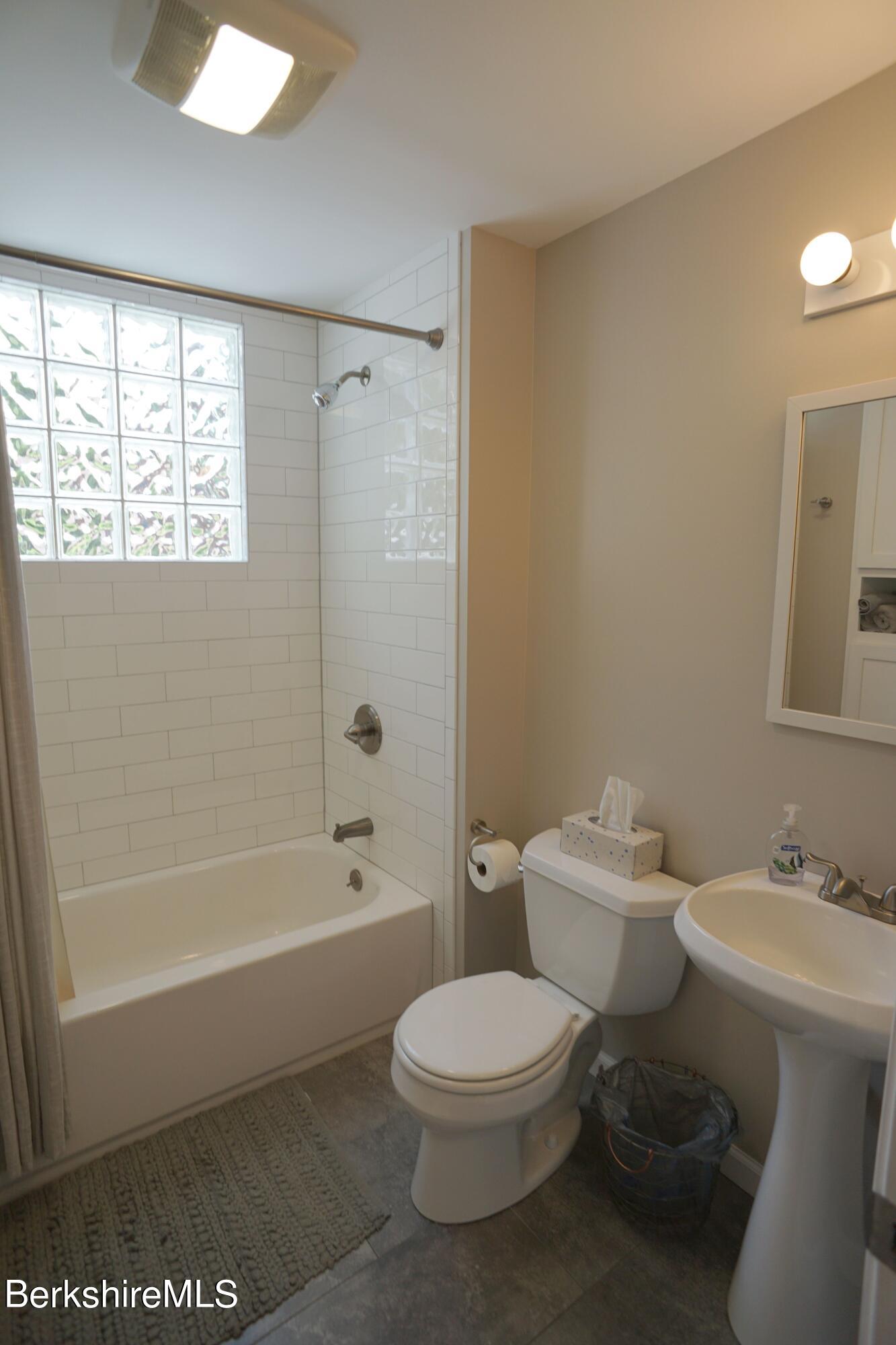 381 North State Road Cheshire, MA 01225 - Photo 12 of 34 DSC02522
