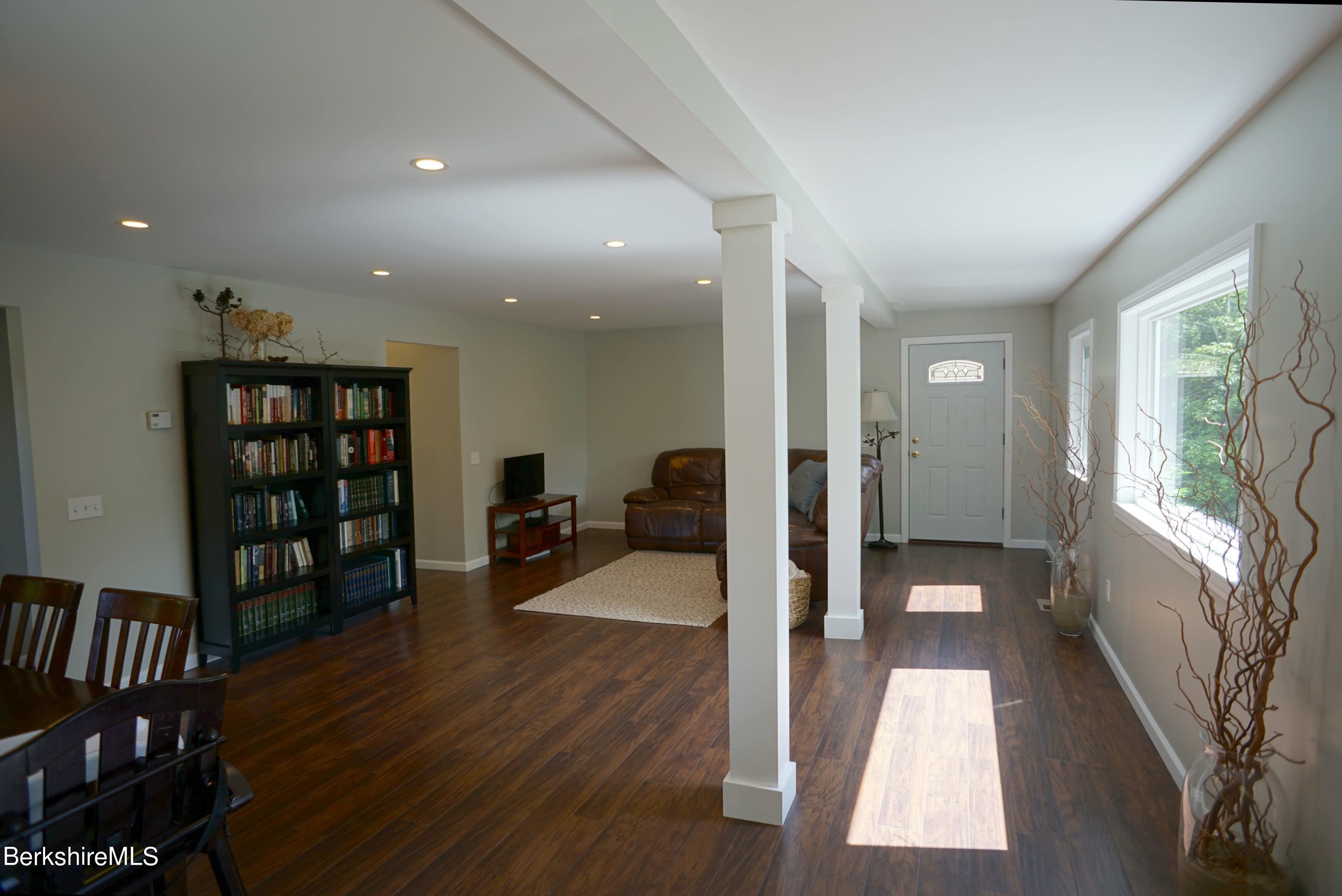 381 North State Road Cheshire, MA 01225 - Photo 9 of 34 DSC02519