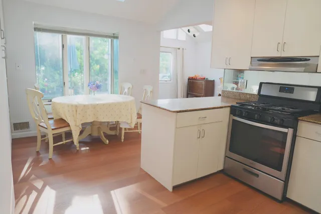 $1,260,000 | 23 Clinton Lane, Jericho, NY 11801