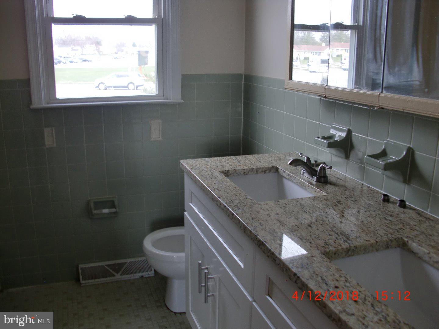 3 Valley Forge Road New Castle, DE 19720 - Photo 15 of 17 Bathroom