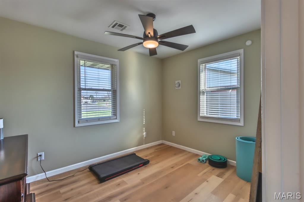 105 Surrey Lane Bethalto, IL 62010 - Photo 16 of 19