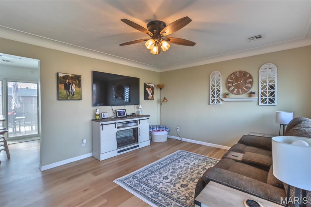 105 Surrey Lane Bethalto, IL 62010 - Photo 7 of 19