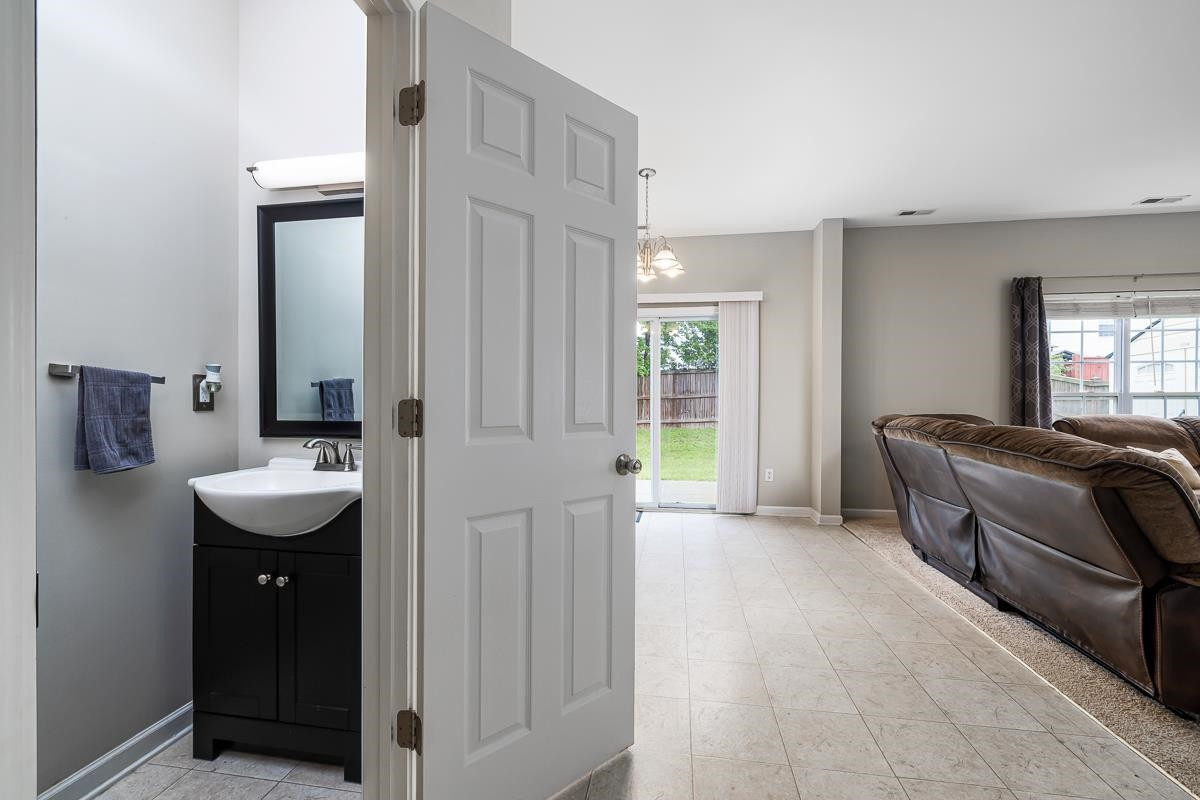 4340 Snowcrest Lane Raleigh, NC 27616 - Photo 18 of 42 Powder Room