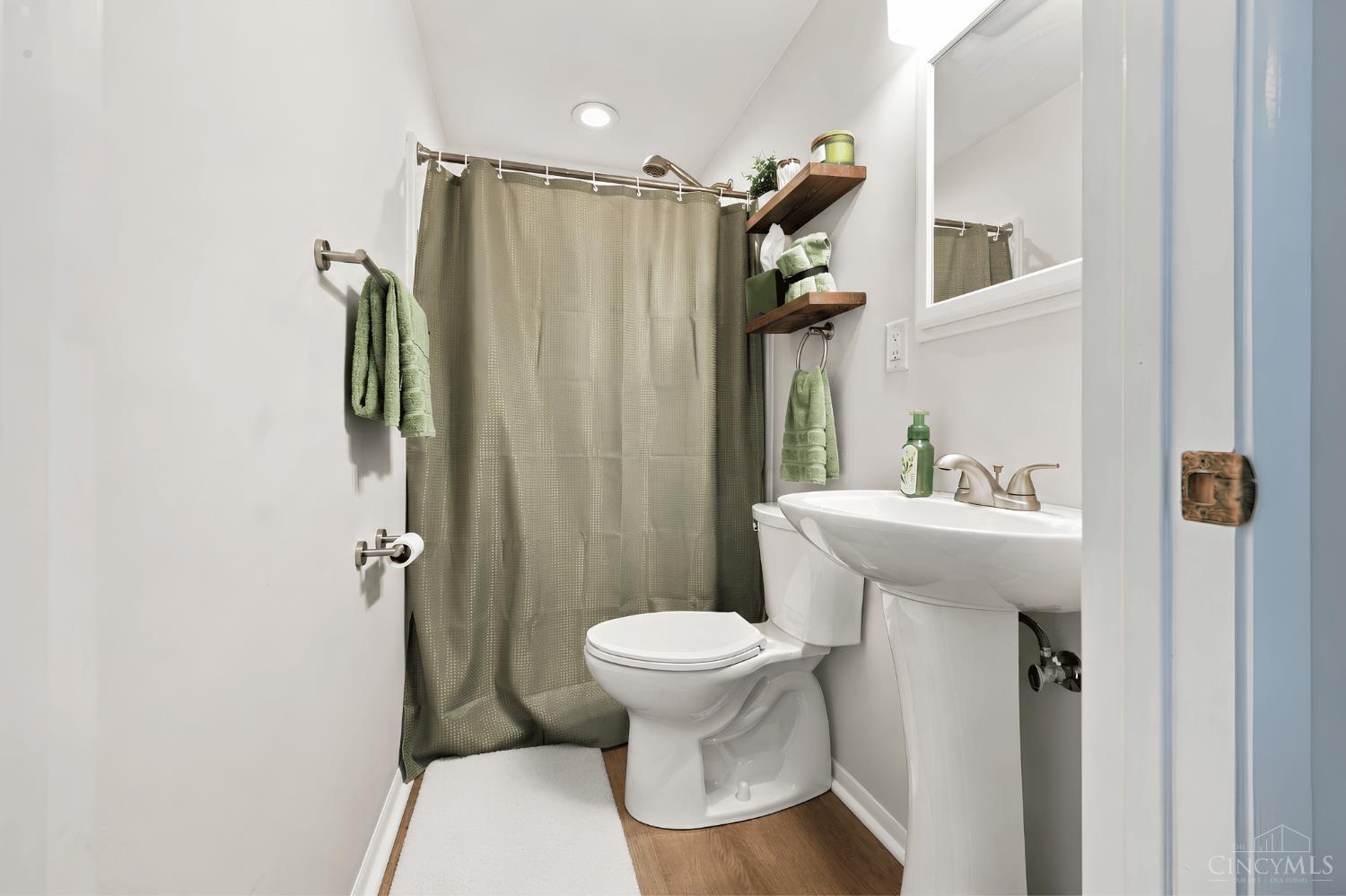 5823 West Fork Road Cincinnati, OH 45247 - Photo 21 of 45 Gallery Image 21