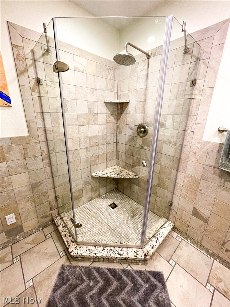 13853 Chardon-Windsor Road Chardon, OH 44024 - Photo 27 of 35 Gallery Image 27