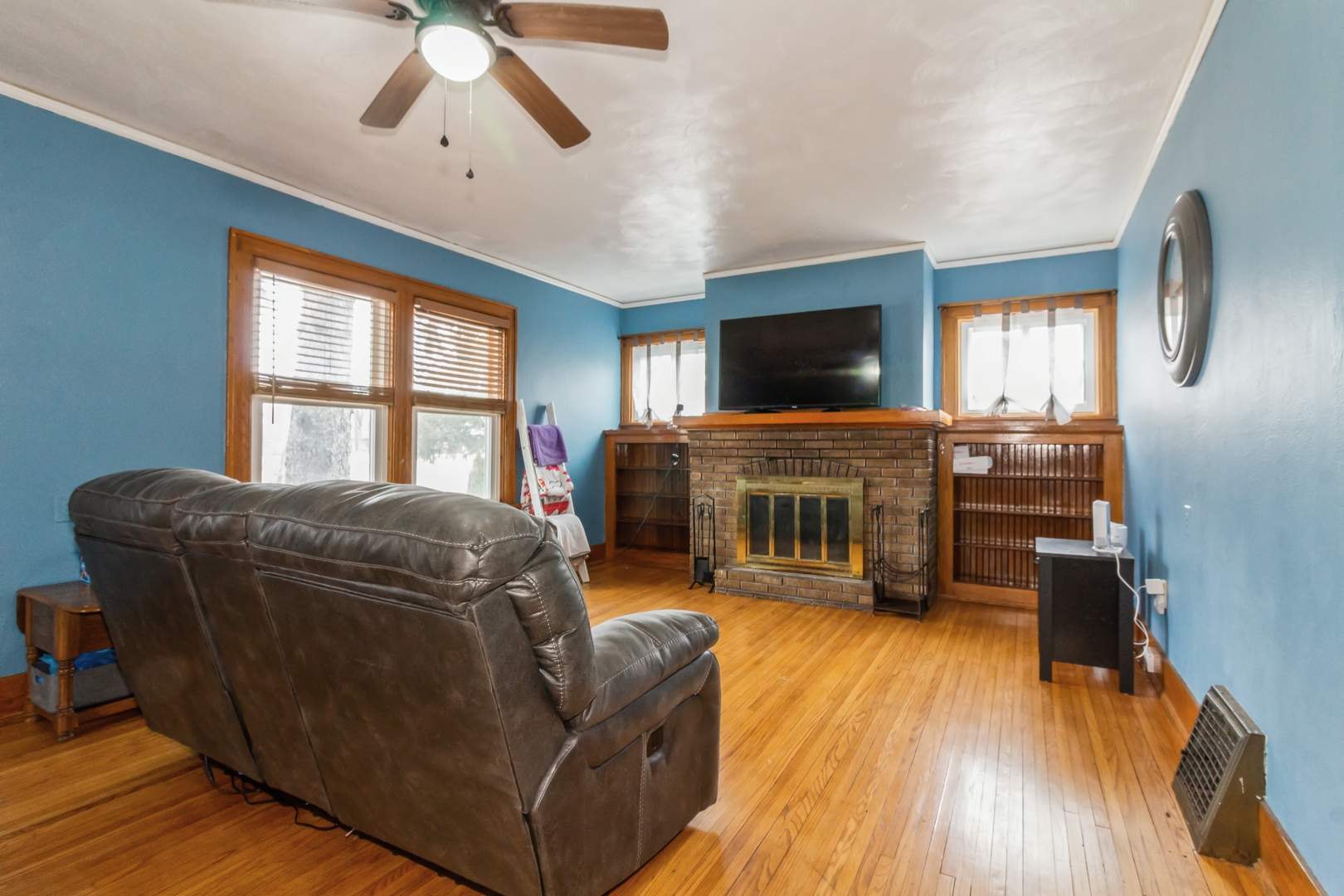 950 Sycamore Road DeKalb, IL 60115 - Photo 2 of 20 Gallery Image 2