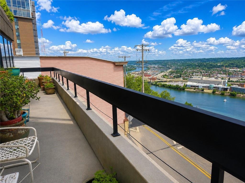 1 Trimont Lane, Unit 490E Pittsburgh, PA 15211 - Photo 23 of 31 This is the 36' deck looking downriver
