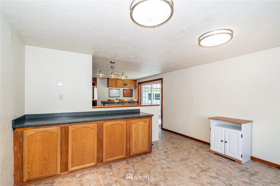 1561 King Road Winlock, WA 98596 - Photo 15 of 23 a room with a sink and a mirror