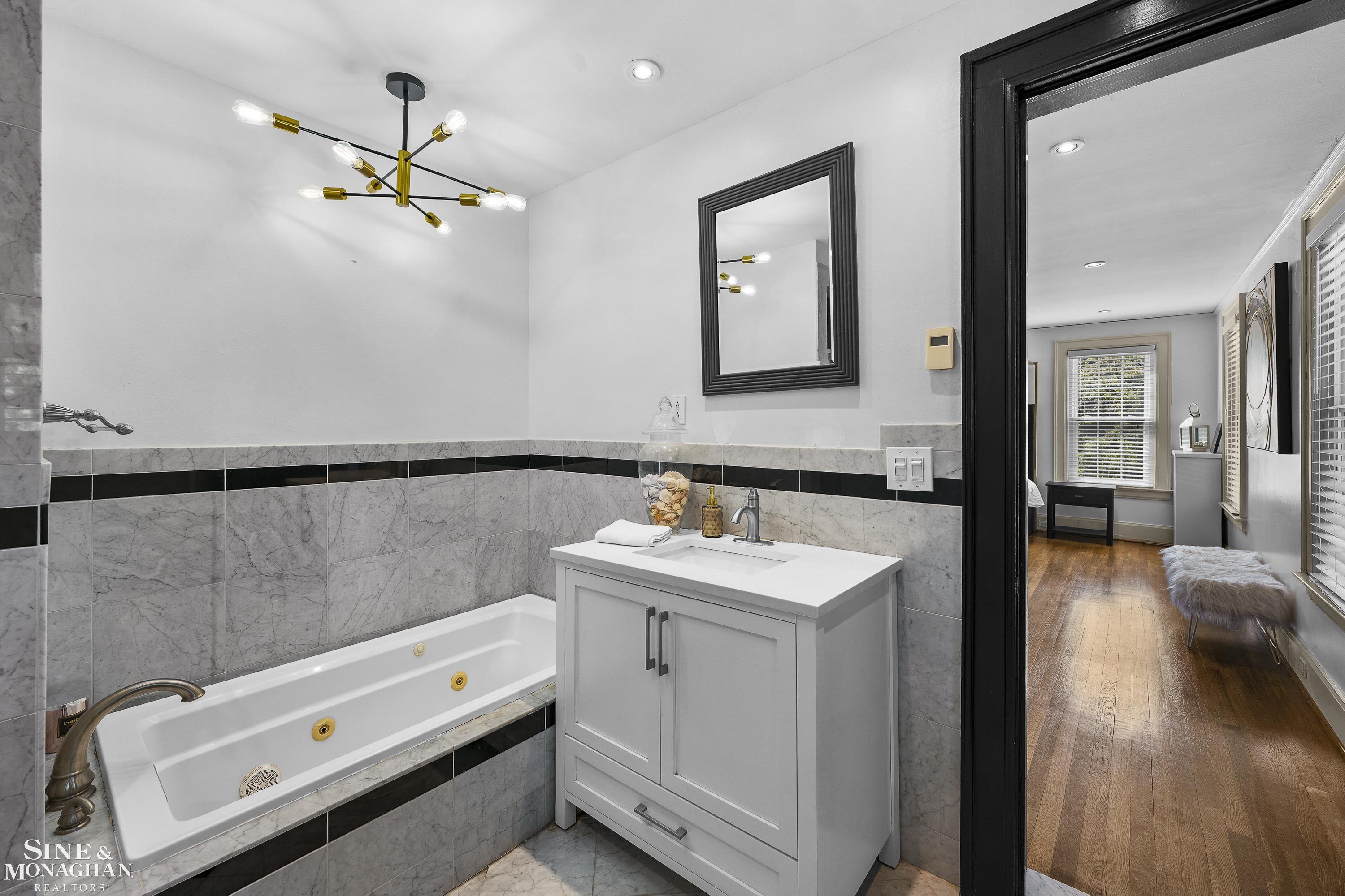 512 Washington Road Grosse Pointe, MI 48230 - Photo 48 of 83