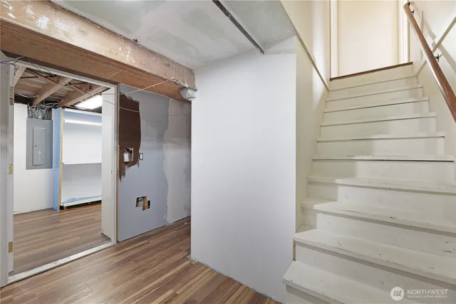 $729,950 | 702 47th Street Southeast, Everett, WA 98203