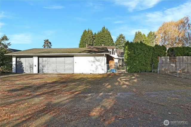 $729,950 | 702 47th Street Southeast, Everett, WA 98203