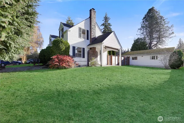 $729,950 | 702 47th Street Southeast, Everett, WA 98203