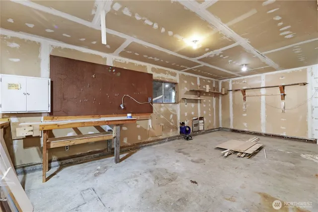 $729,950 | 702 47th Street Southeast, Everett, WA 98203