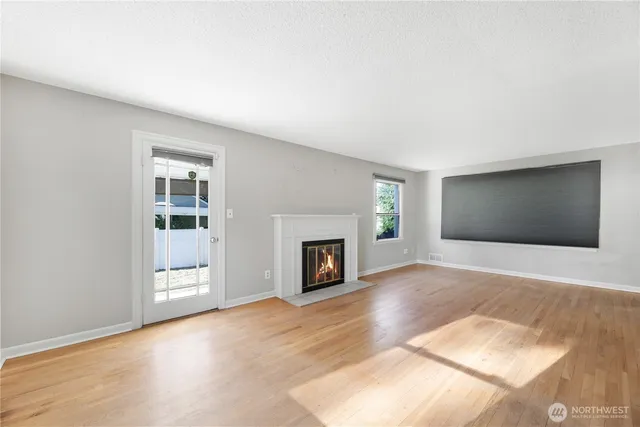 $729,950 | 702 47th Street Southeast, Everett, WA 98203