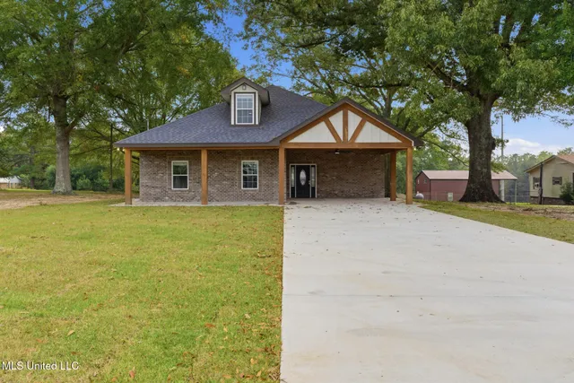 $389,900 | 596 Cole Road, Hattiesburg, MS 39402