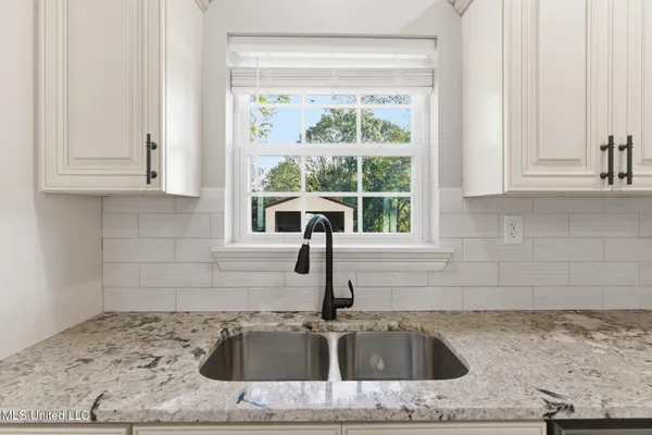 $379,900 | 596 Cole Road, Hattiesburg, MS 39402