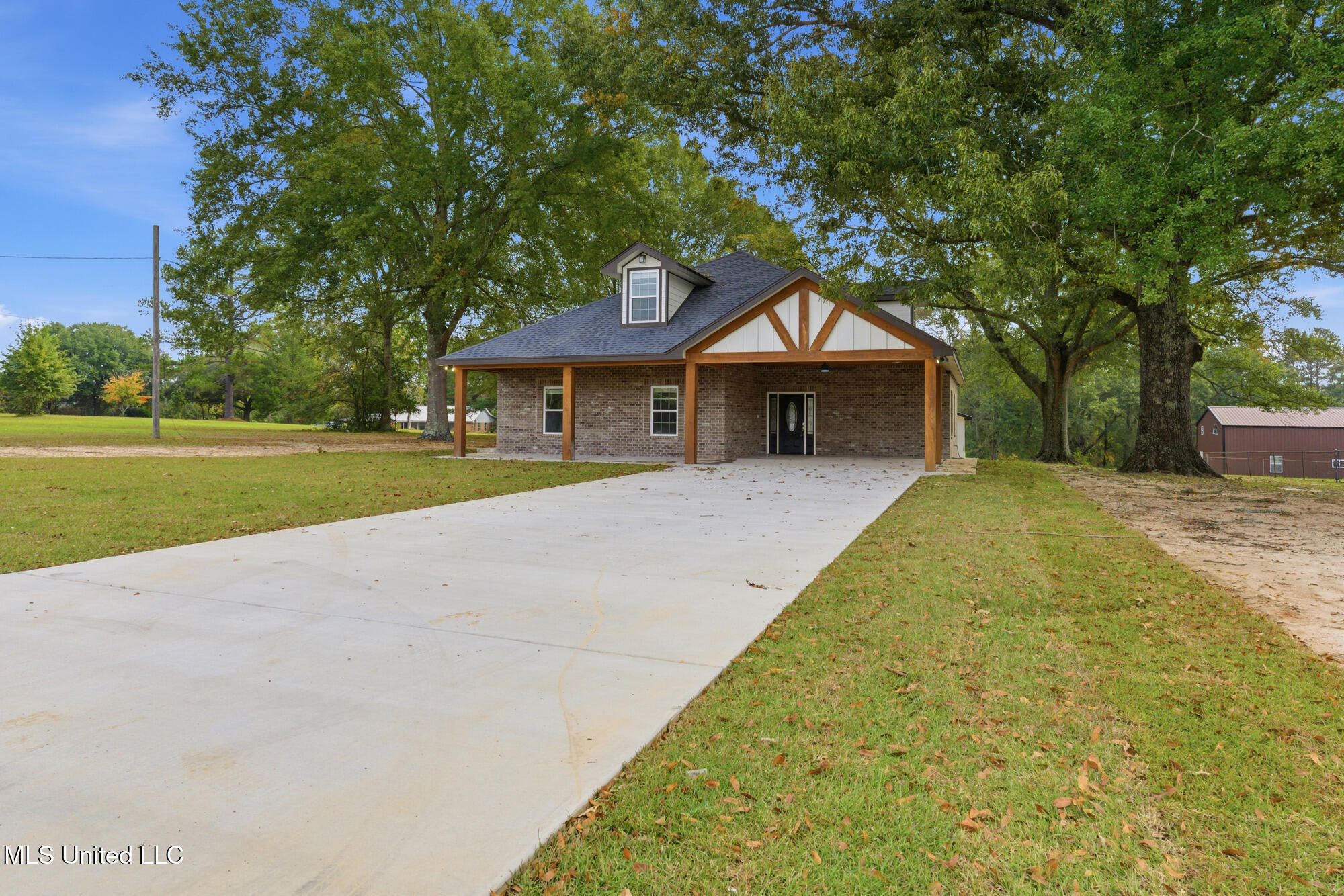 596 Cole Road Hattiesburg, MS 39402 - Photo 2 of 43 DSC08127