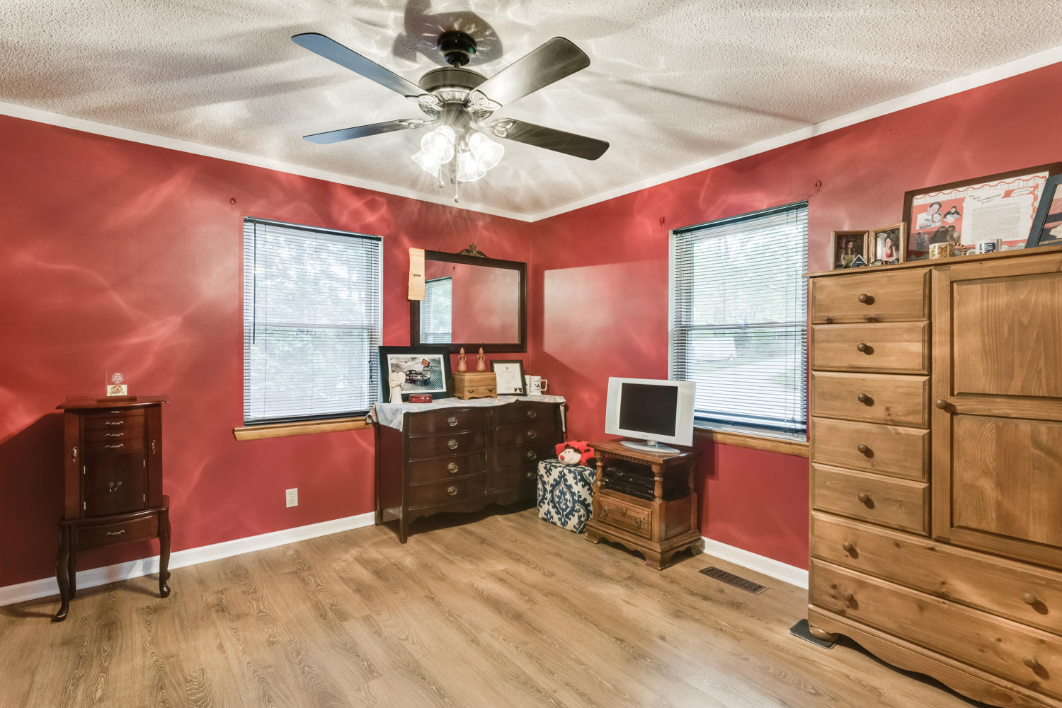 351 Gravitt Road Chickamauga, GA 30707 - Photo 14 of 22 Great Size Bedroom