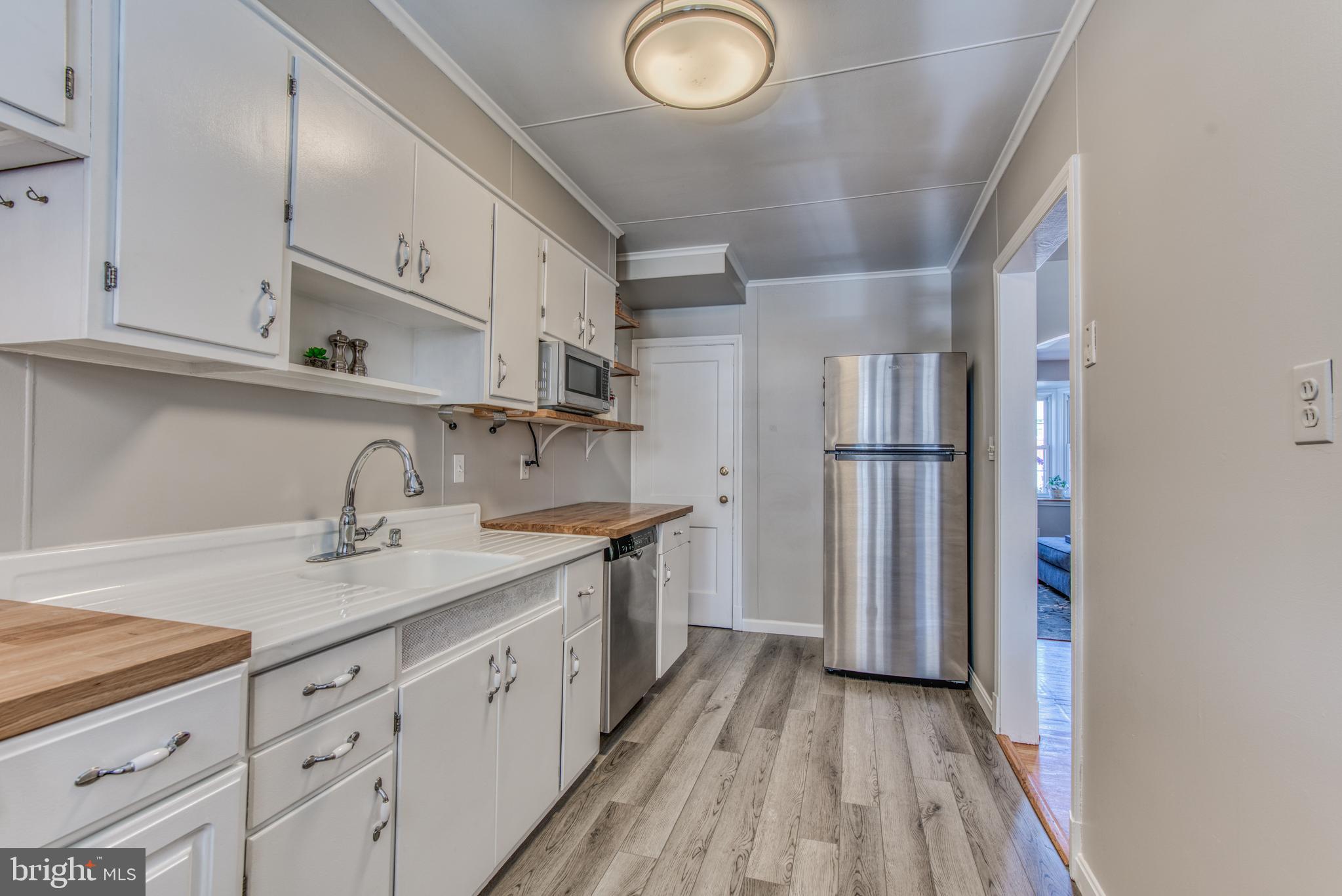 1647 Aberdeen Road Baltimore, MD 21286 - Photo 15 of 49 New Floors
