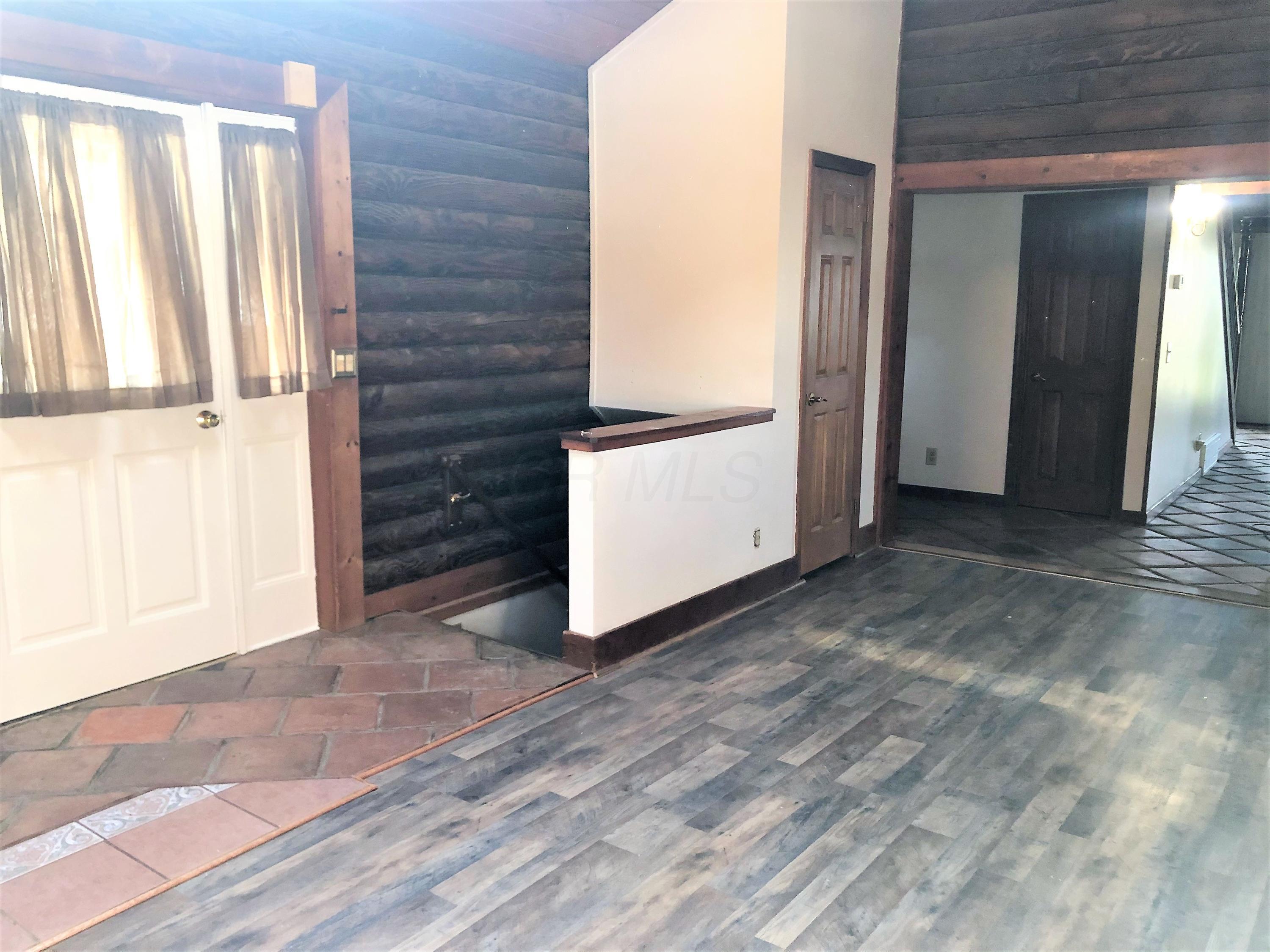 1355 Curve Road Delaware, OH 43015 - Photo 10 of 26