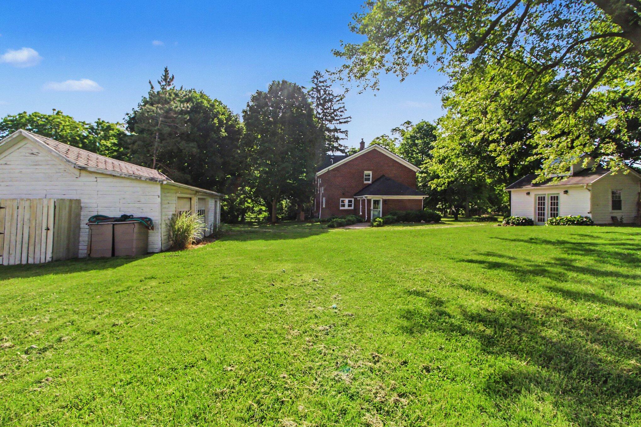 2663 North Harris Road Ypsilanti, MI 48198 - Photo 22 of 29 021_file_2188