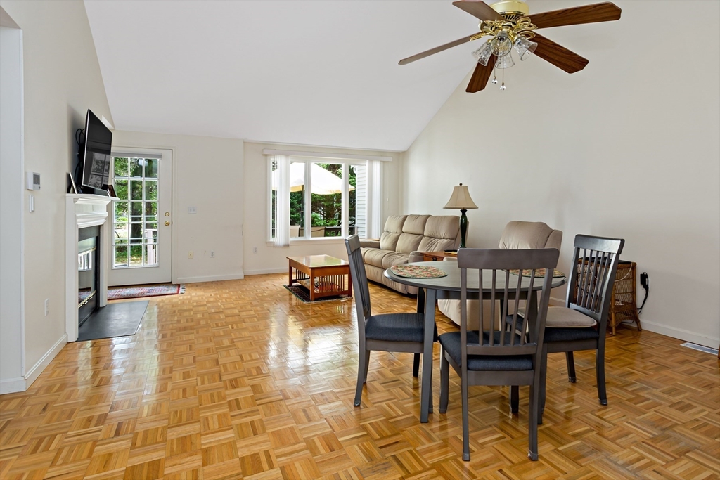 5 Friendship Court, Unit 89 Mashpee, MA 02649 - Photo 3 of 15