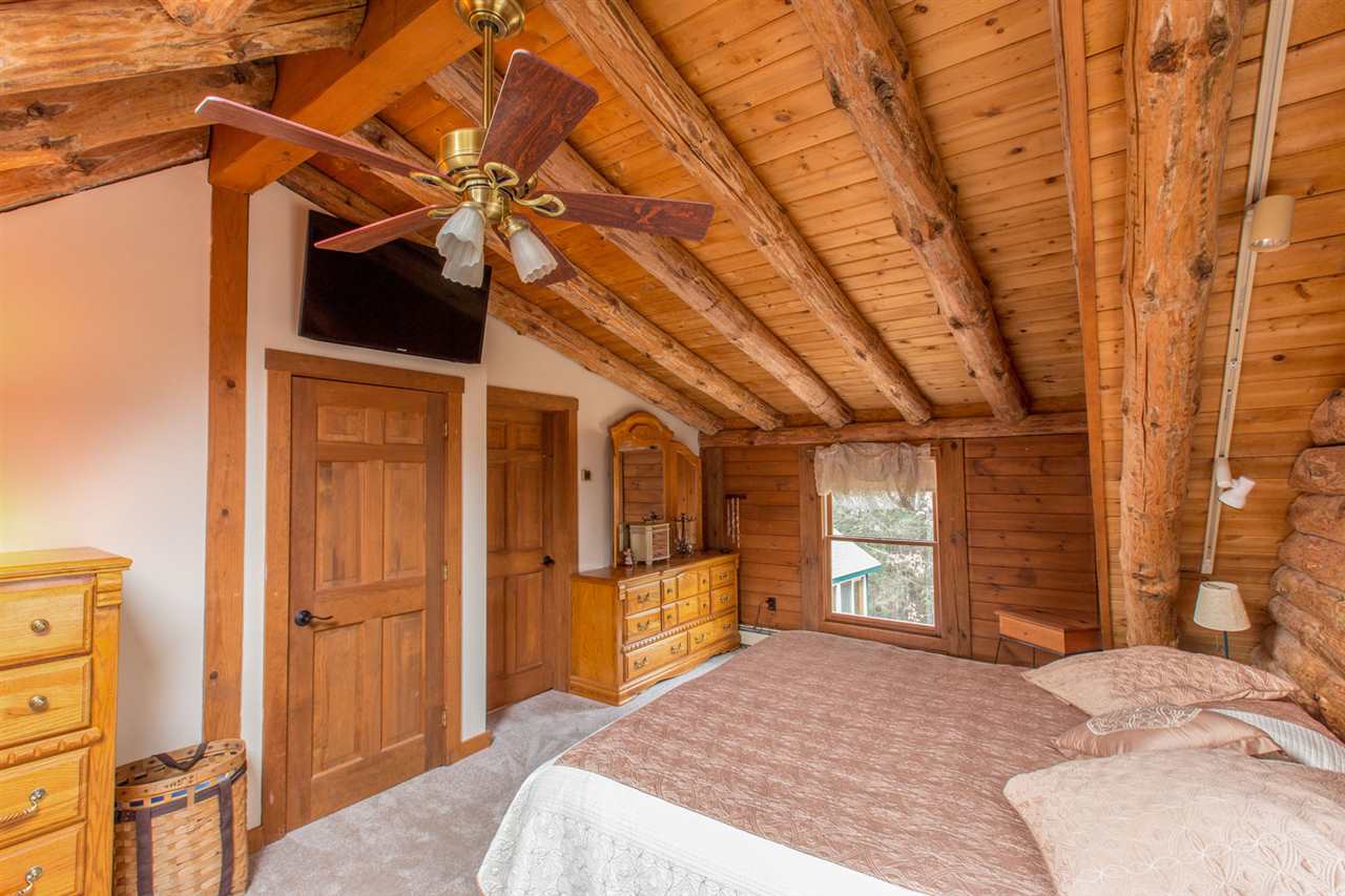 71 Pulpit Rock Road Chester, NH 03036 - Photo 13 of 32