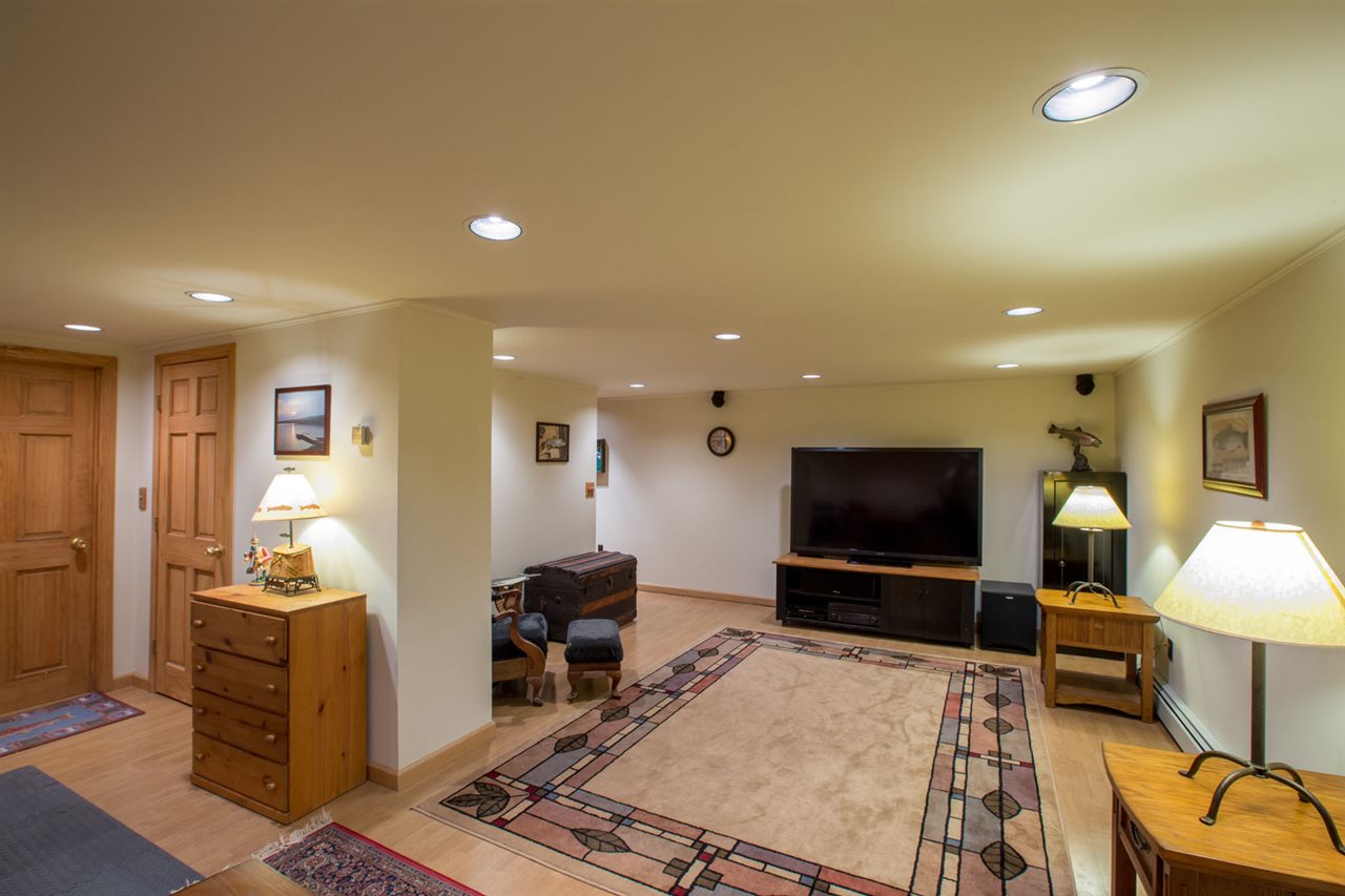 71 Pulpit Rock Road Chester, NH 03036 - Photo 18 of 32