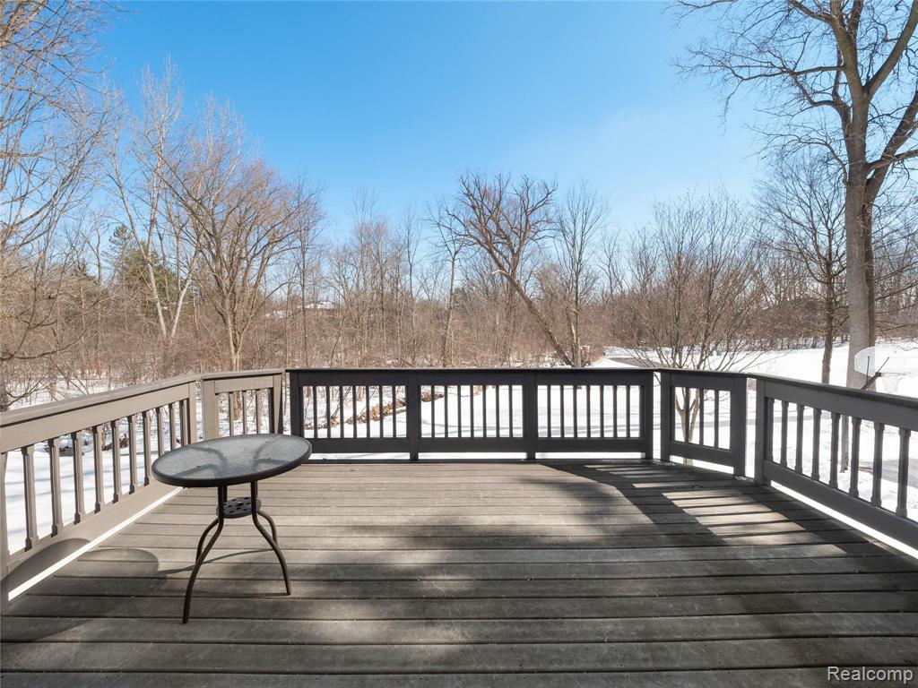 21311 Metroview Road Farmington Hills, MI 48335 - Photo 27 of 78