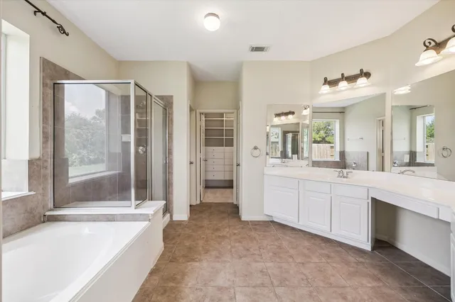 $485,900 | 4707 Lakes Of Pine Forest Court, Houston, TX 77084