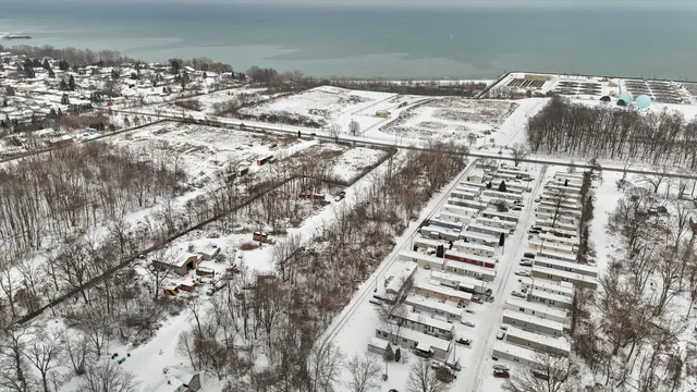 $220,000 | 8465 5th Avenue, Oak Creek, WI 53154