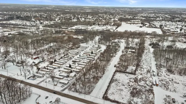 $220,000 | 8465 5th Avenue, Oak Creek, WI 53154