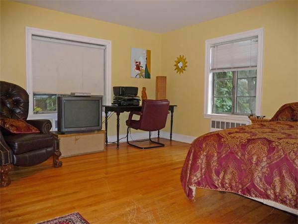 37 Beverly Road Brookline, MA 02467 - Photo 20 of 26 Gallery Image 20