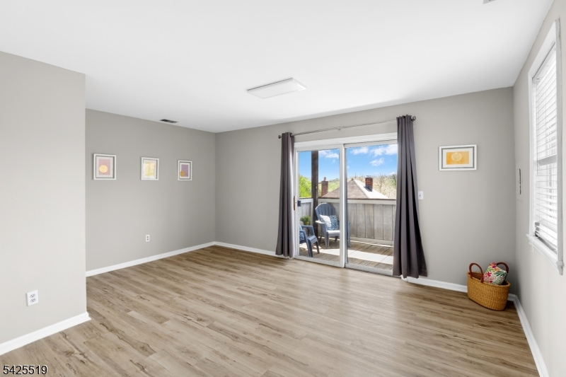 22 Orchard Street Summit, NJ 07901 - Photo 13 of 23