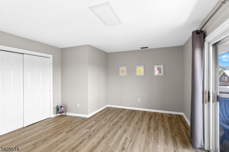 22 Orchard Street Summit, NJ 07901 - Photo 14 of 23