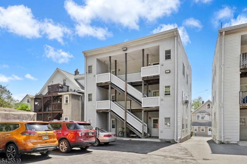 22 Orchard Street Summit, NJ 07901 - Photo 21 of 23