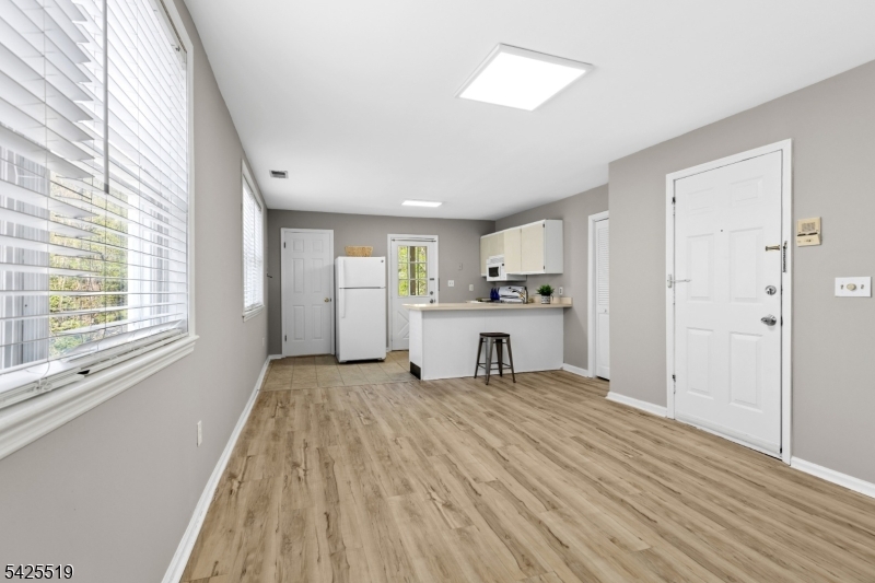 22 Orchard Street Summit, NJ 07901 - Photo 9 of 23