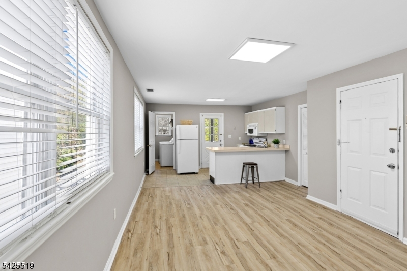 22 Orchard Street Summit, NJ 07901 - Photo 10 of 23