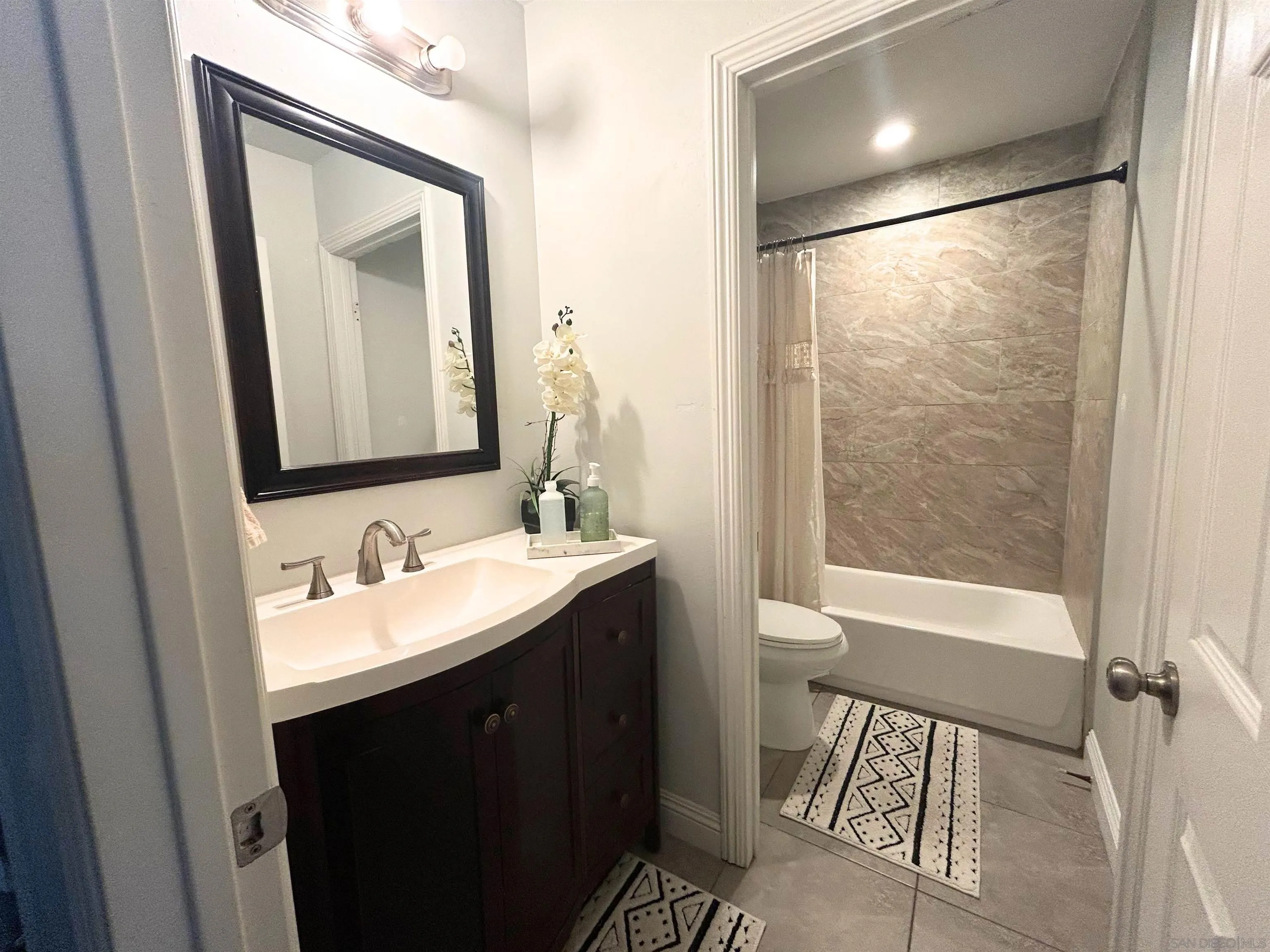 1121 Grand Avenue Spring Valley, CA 91977 - Photo 12 of 18