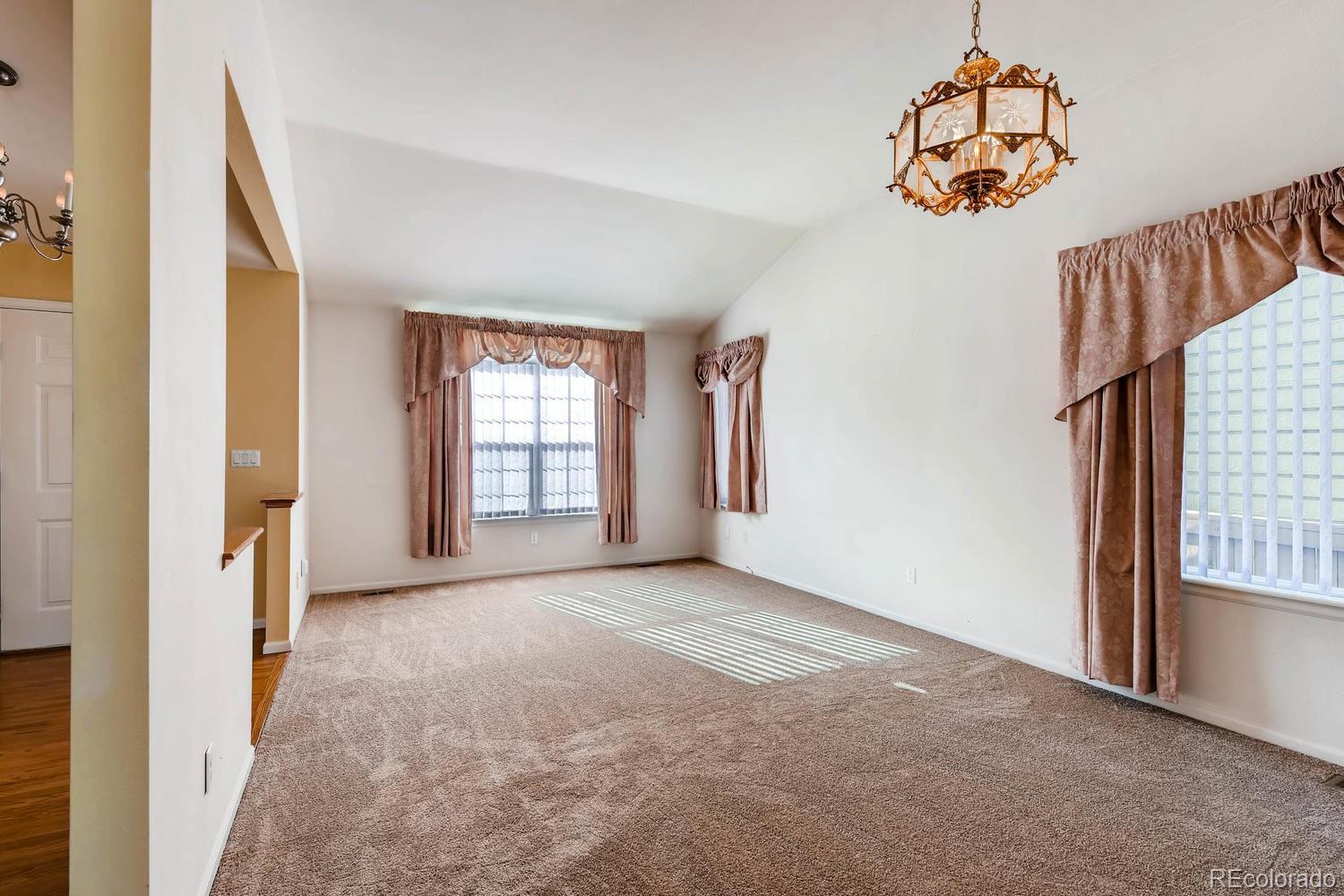 9724 Bucknell Way Highlands Ranch, CO 80129 - Photo 2 of 11 Gallery Image 2