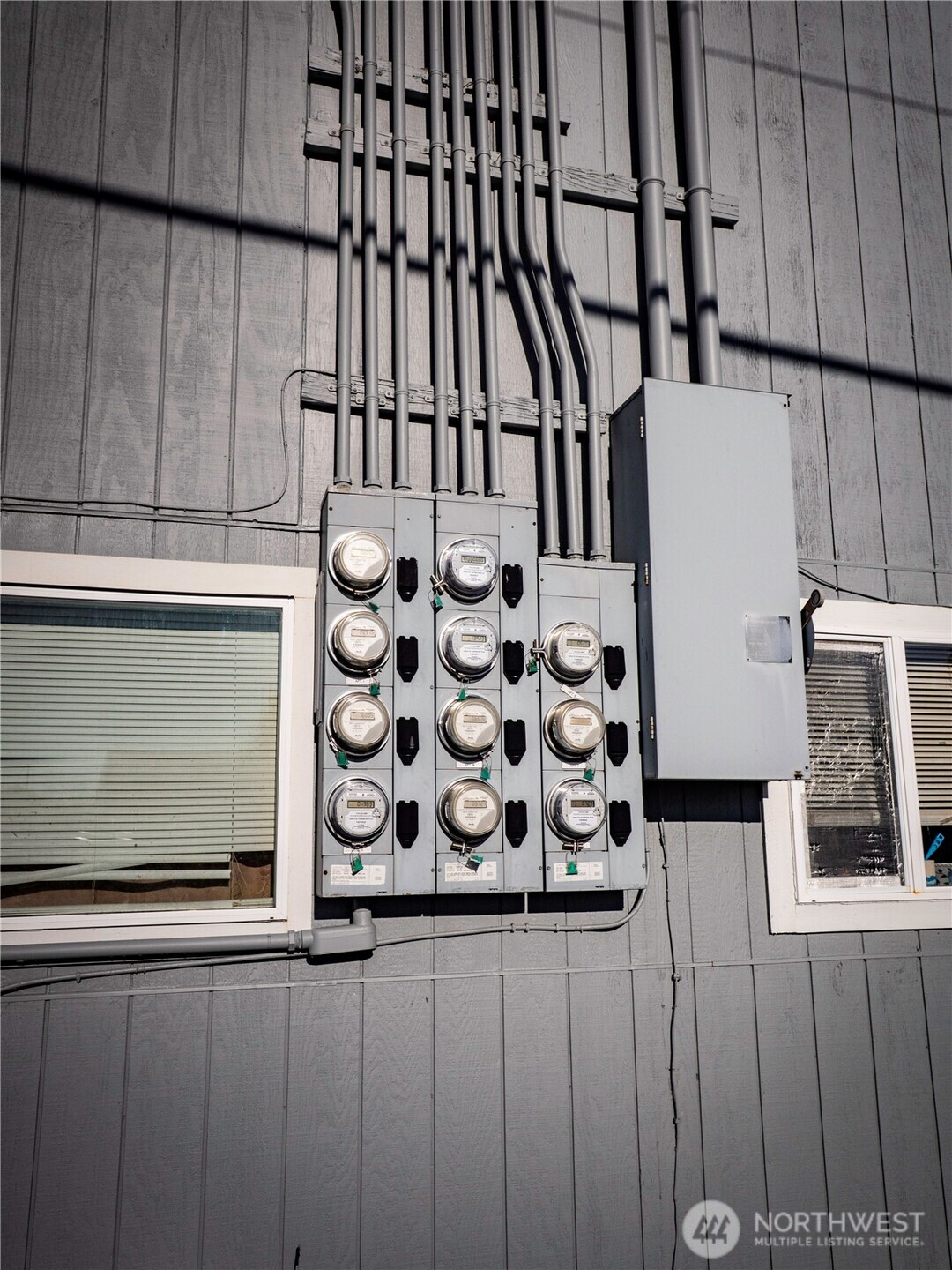 414 Ontario Street Hoquiam, WA 98550 - Photo 39 of 40 a view of entryway