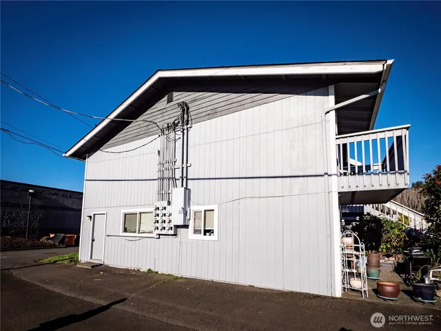 $1,350,000 | 414 Ontario Street, Hoquiam, WA 98550